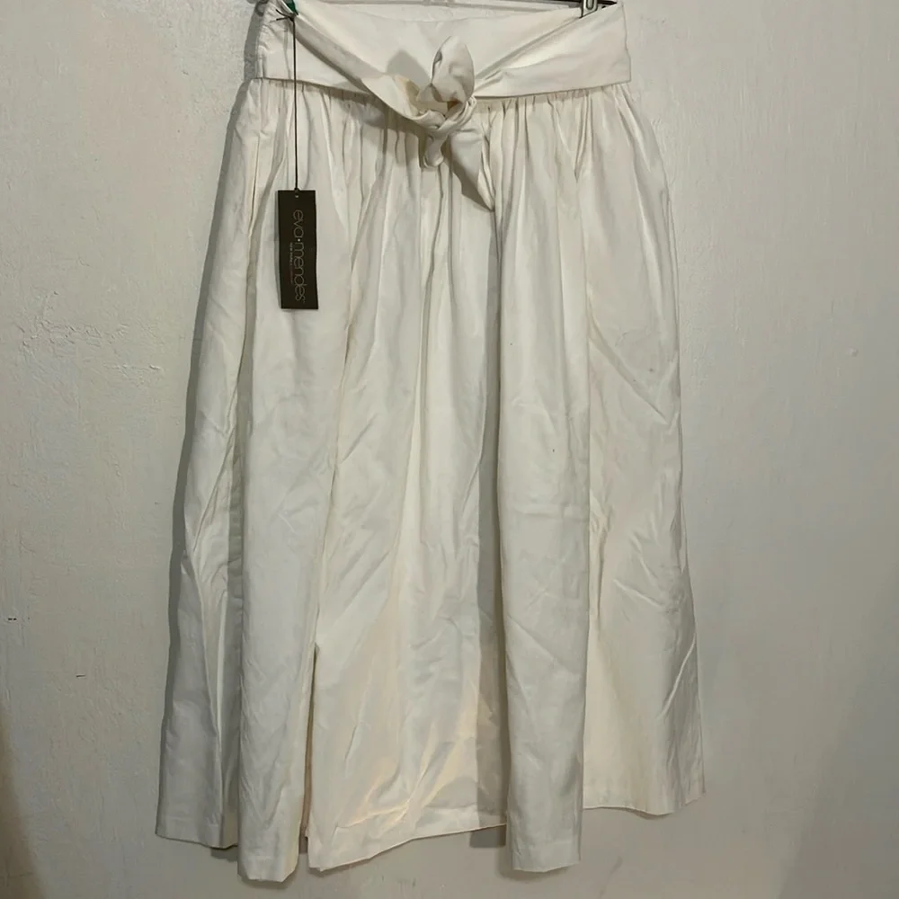 Apron by Eva Mendes cotton nylon full apron skirt NWT clean girl beautiful chef